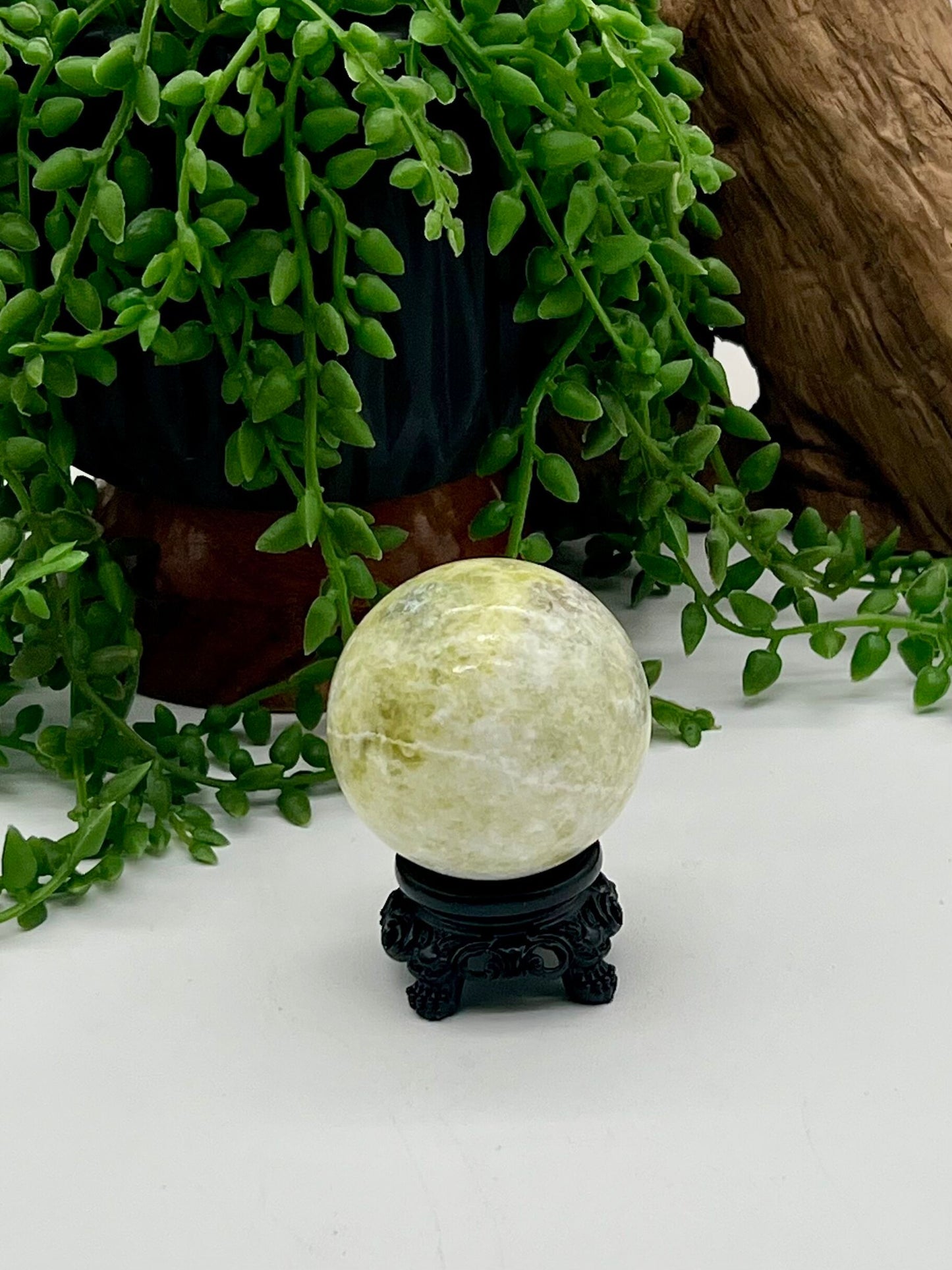 Black Resin Sphere Stand