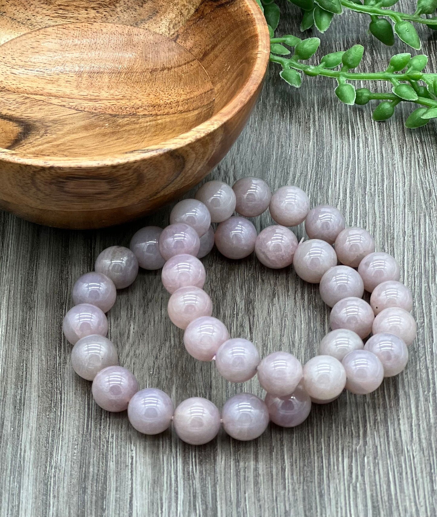 Lavender Quartz Bracelet