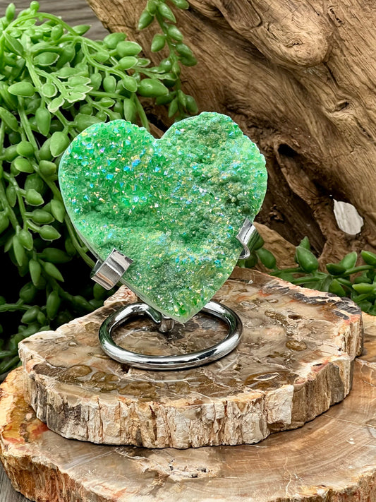 Green (dyed) Aura Cluster Heart