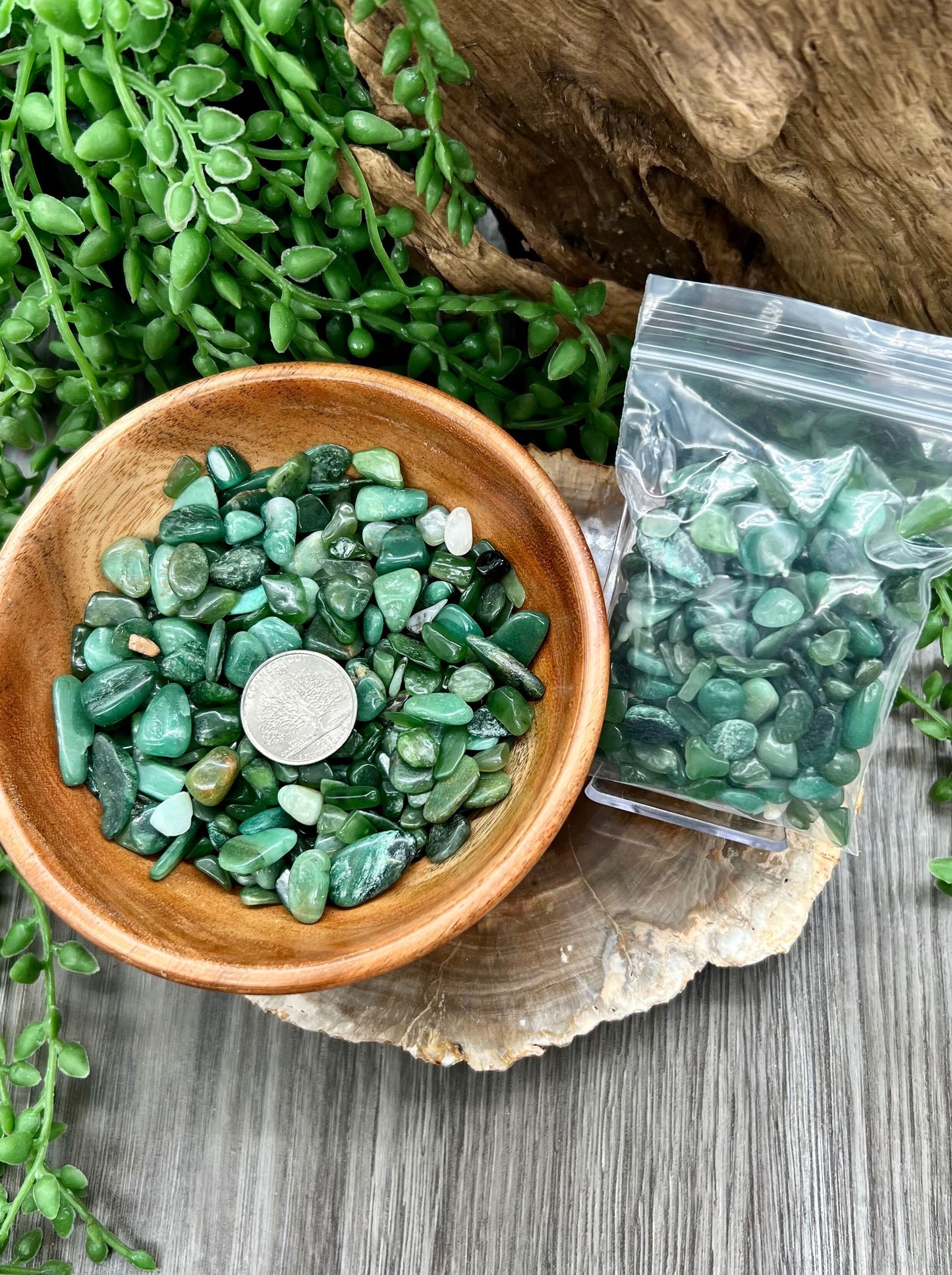 Green Mica Tumbles Chips