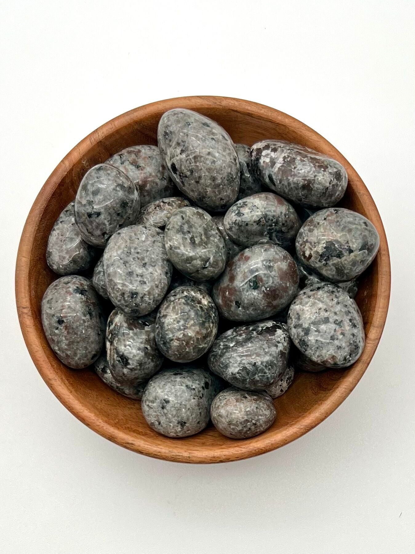 Yooperlite (sodalite-rich syenite) Tumbles