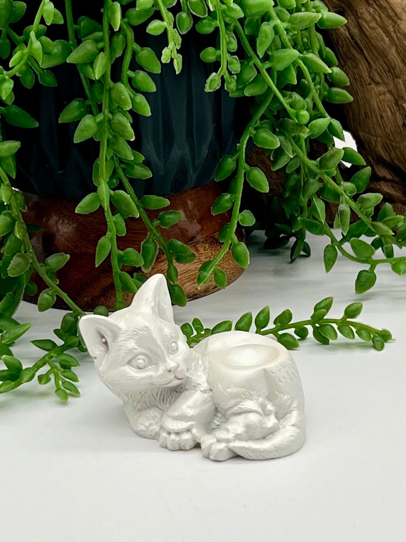 White Resin Kitten Sphere Stand