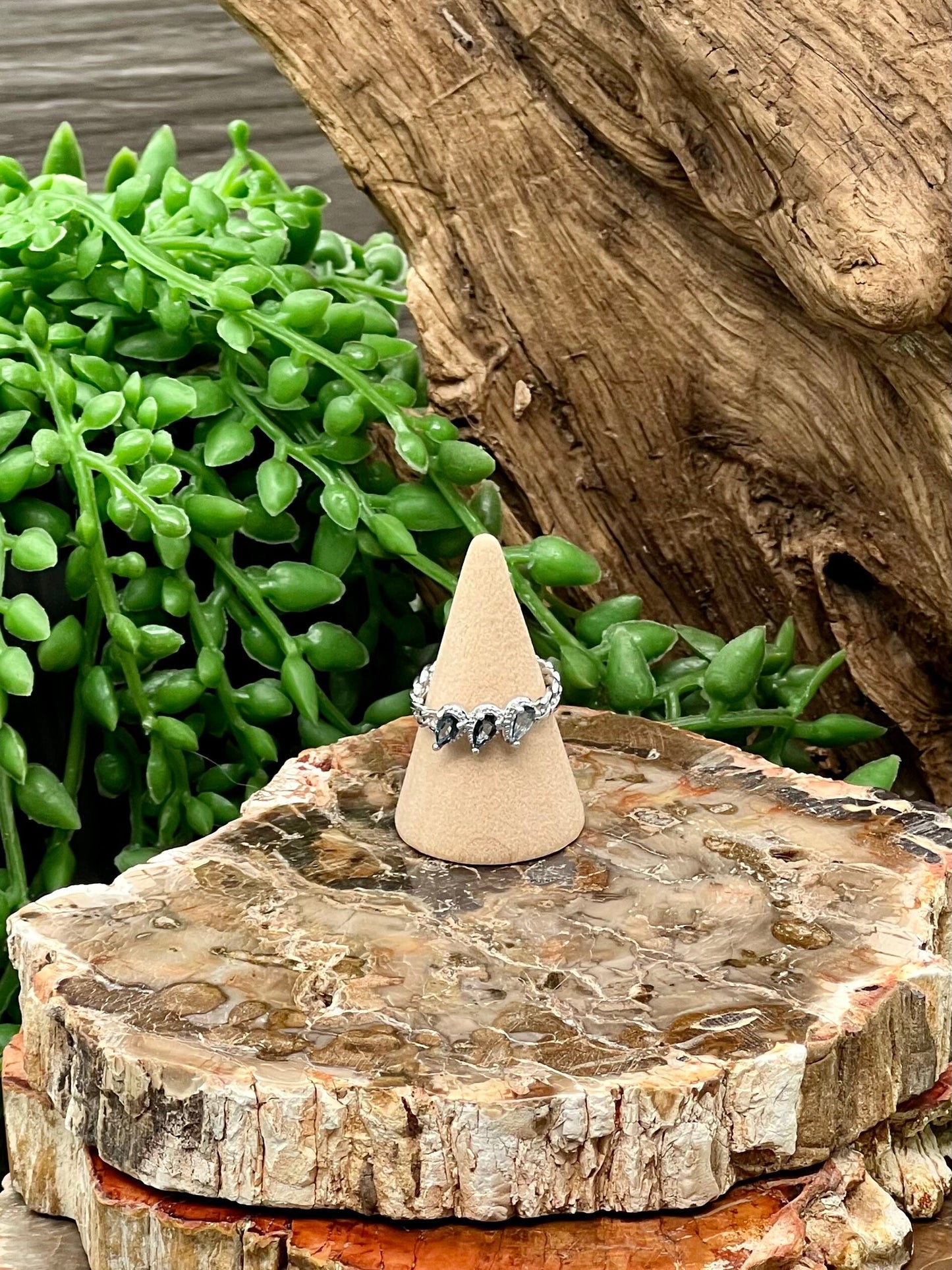 Saphire Ring