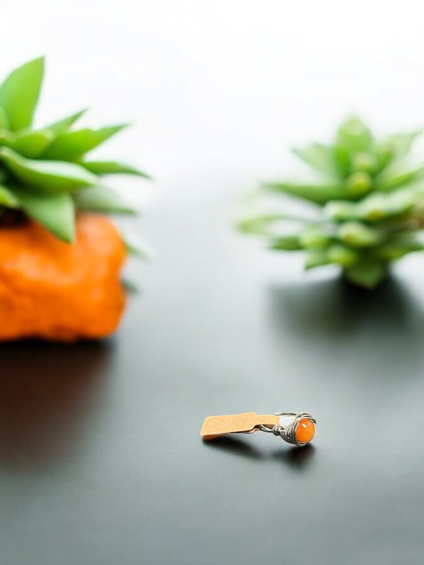 Yan Yuan Agate in Silver Colored Copper Ring